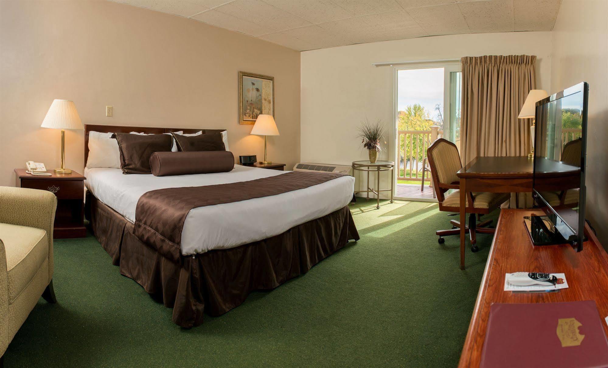 University Inn Academic Suites Orono Exteriér fotografie